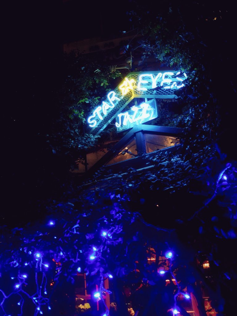 ma_____ya's tweet photo. #BROAD6『City Serenade』
千穐楽  名古屋・STAR★EYES

またSTAR★EYESで観られて嬉しい！
リラックスした空気と遊び心を感じながら、夢の中の宝物のような音楽を浴びた温かな夜。素晴らしいツアーでした😌
想像することもなかった新しい景色を音で見せてくれる、そんなBROAD6がいつでも大好きです😊 https://t.co/PIhJ63Iaba