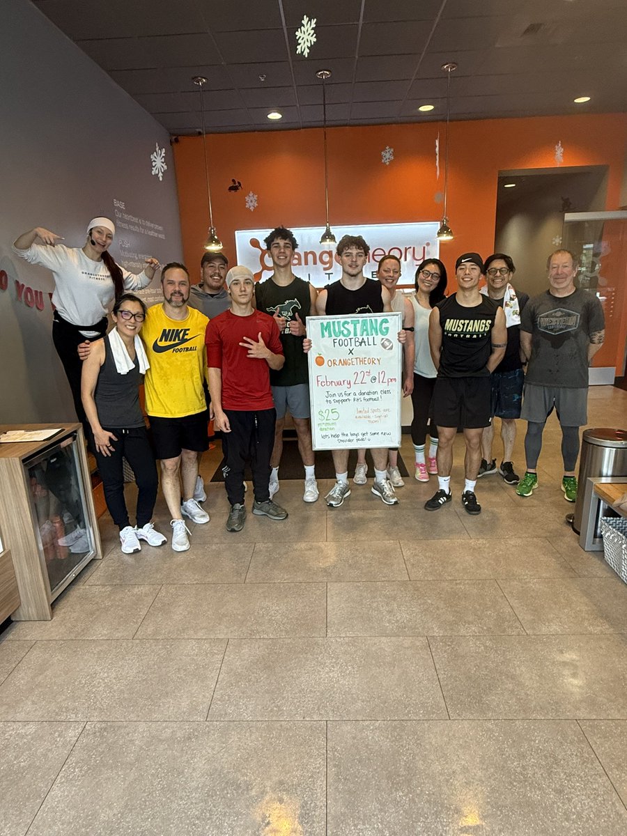 CoachTheds's tweet photo. Wrapped up @GlazierClinics Seattle this weekend with a Fundraiser Class for the Program at Orangetheory Fitness. We are grateful for the support of our community. 

This program continues to grow each day and I’m so excited for what’s to come 📈

#BelieveOrLeave 🐎 https://t.co/wsF8mLNmPW