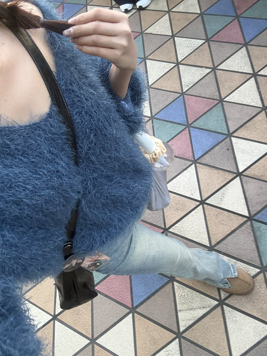 ナ tweet media