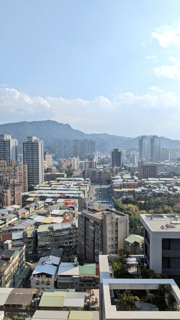 In Taiwan for two weeks. Send recommendations and let's meet if you're around.