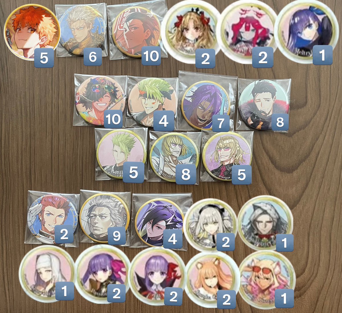 FGO AGF CBC 霊基召喚缶バッジ 交換 譲)1-2枚目 求)3枚目(数字は希望