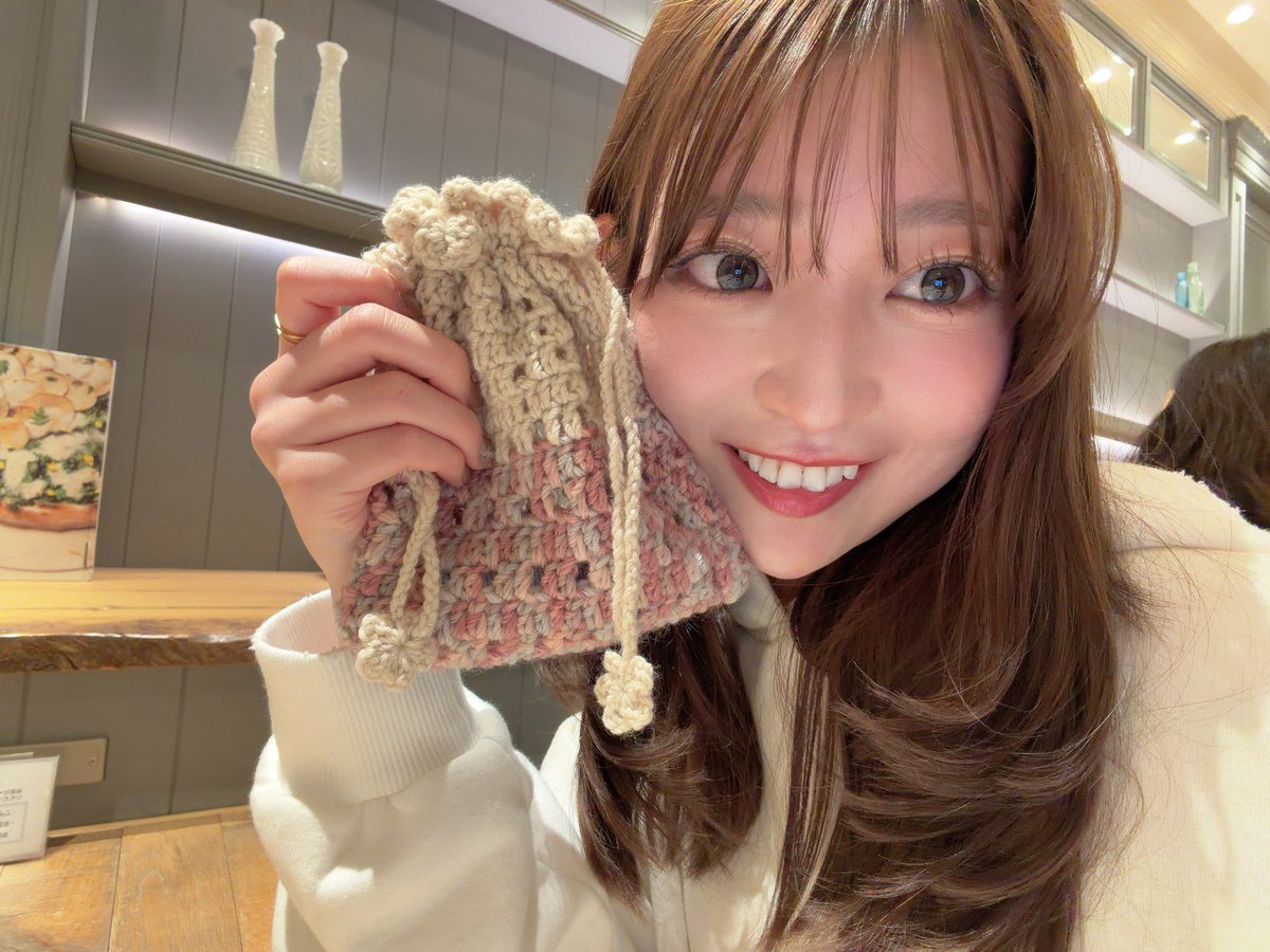 🧶🤍 手作りって嬉しい！！ 愛がいっぱいだ〜♡ 大好きな子から