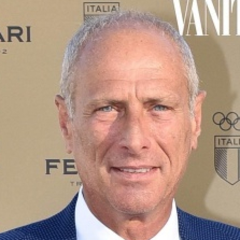 rtl1025's tweet photo. ⚽ Il punto sulle partite del weekend con il nostro Massimo #Caputi.
#NonStopNews
🔴 LIVE ▶️ https://t.co/Dz7dFF7yJp https://t.co/19rEMtLVCK