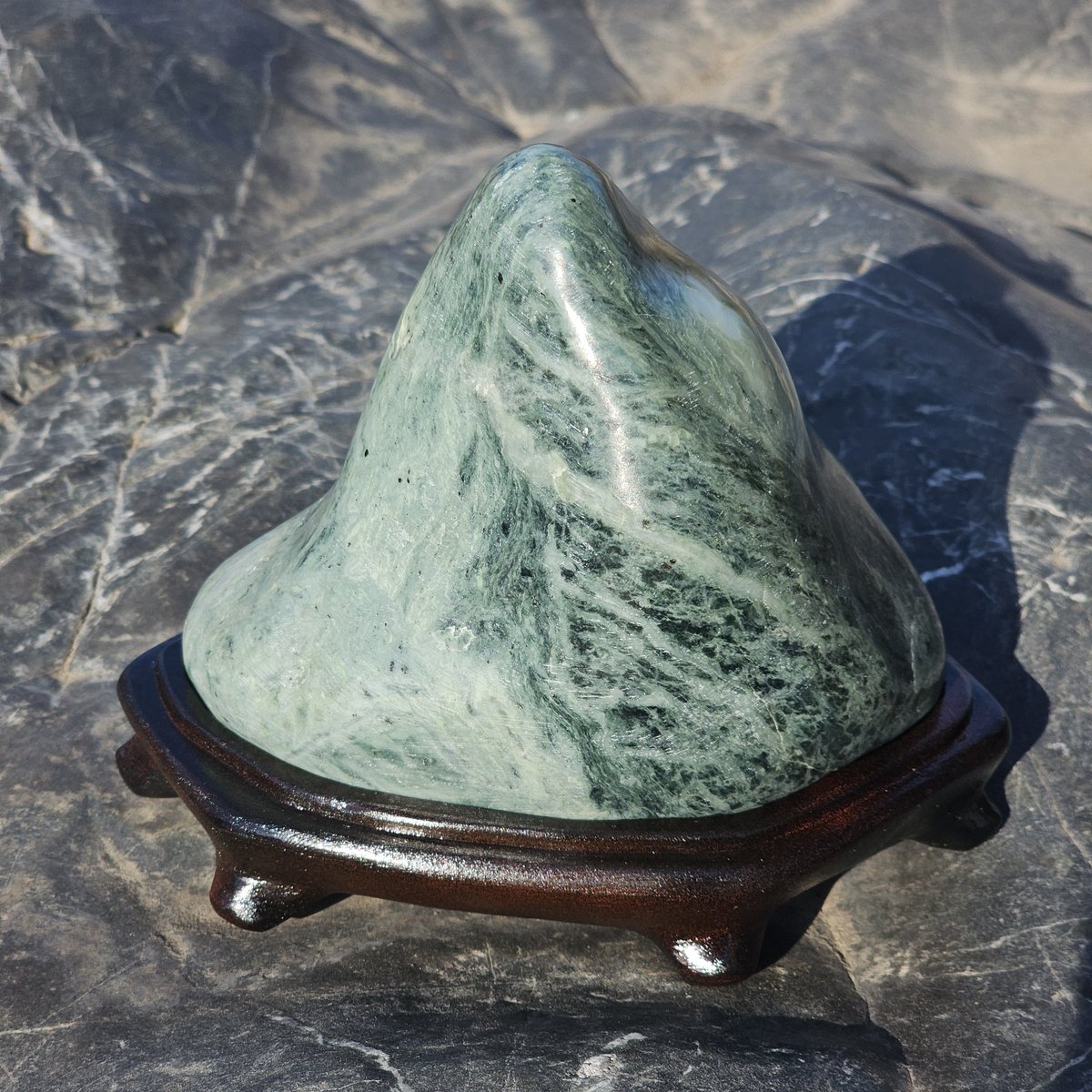 黒沢STONE ～銘石、水石、盆石、宝石、日高翡翠などを取扱う石屋