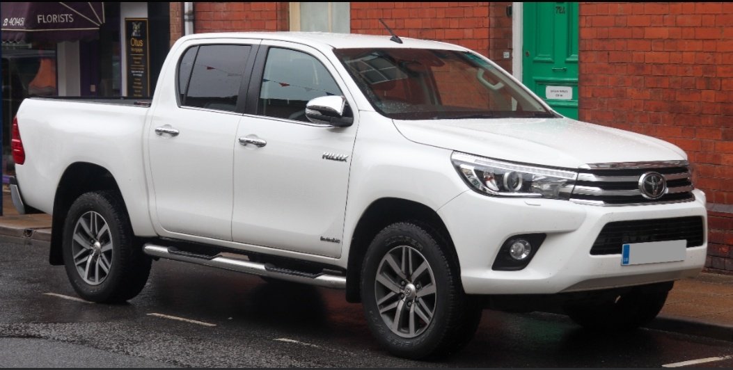 This is Toyota Hilux (2020 upward).
It's my desired birthday gift.
My birthday is on Tuesday next week.
Do what you can with this post 📯
