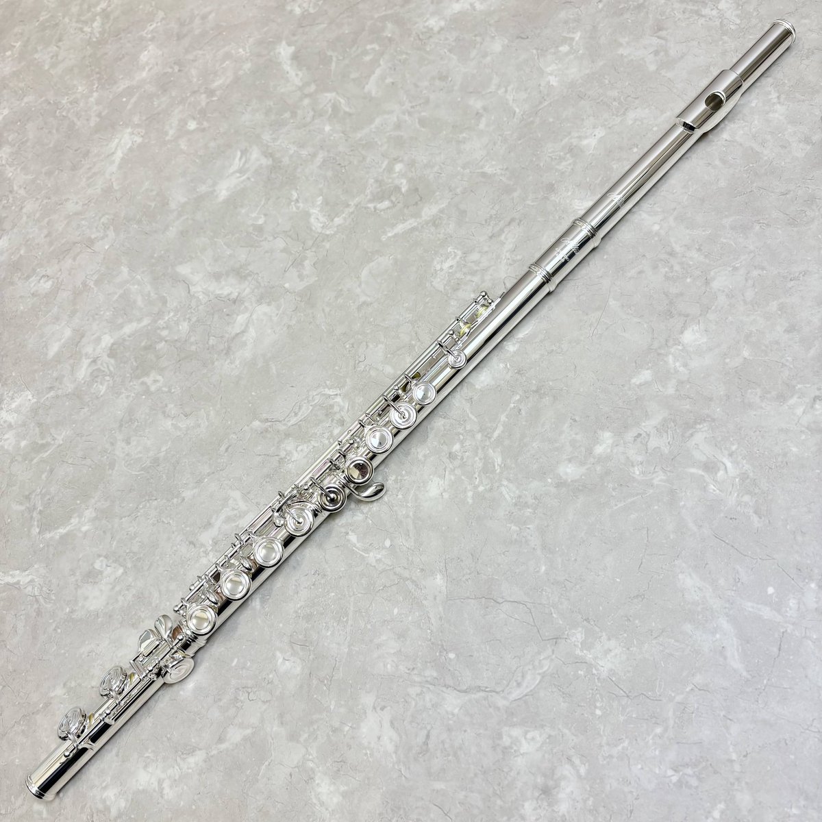 Altus A9E入荷📢】 久しぶりの入荷です！ 頭部管に純度の高いブル