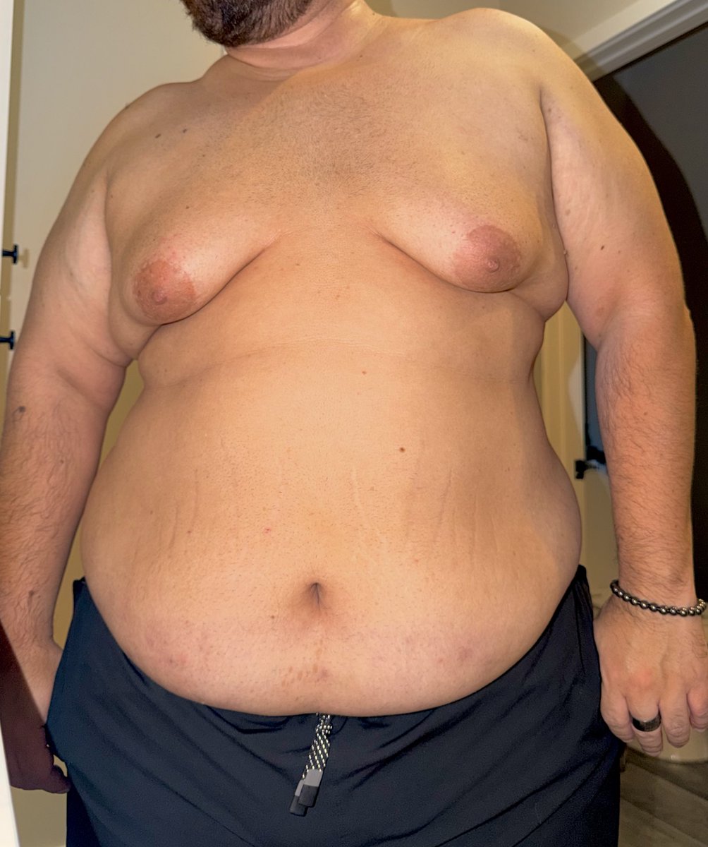 JayValBigTits tweet media