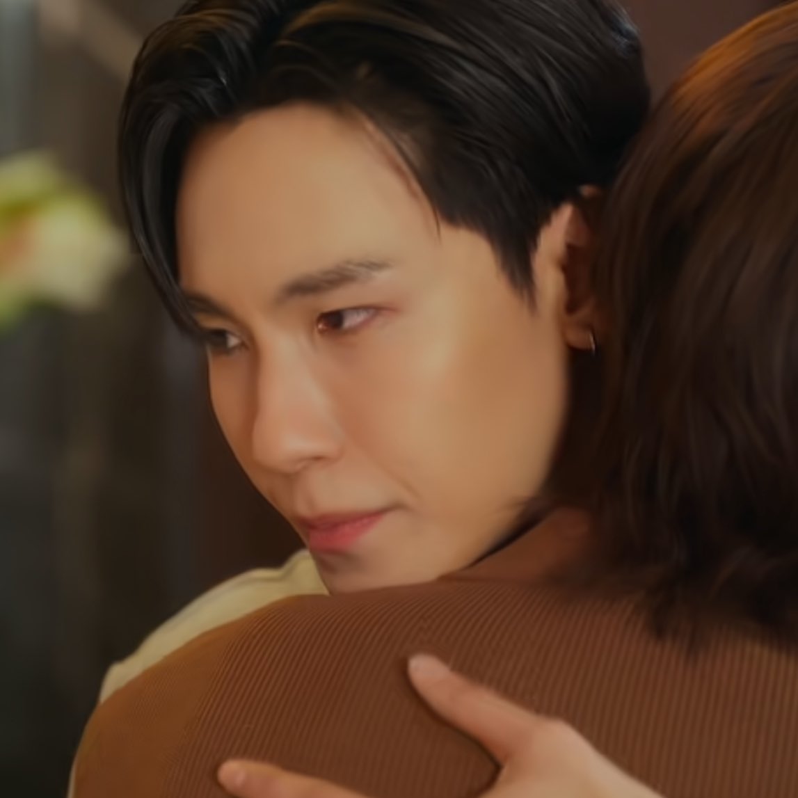 ไฟฟ้า                                            ไฟฟ้าลัดวงจร

#MyRomanceScammerEP4