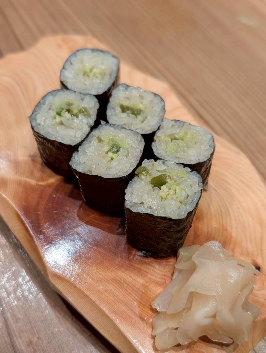 namihei_sushi's tweet photo. 本日もランチご来店ありがとうございました🙇‍♂️

夜は１８時から営業です🈺

ご来店お待ちしてます😊 https://t.co/UoNY726IzO