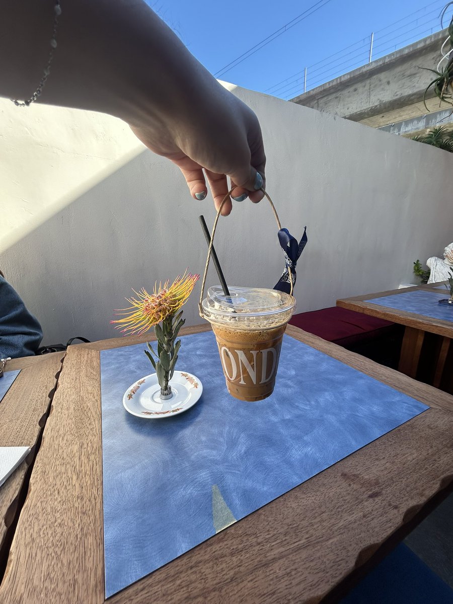 jonathan —☆ (@fulltimeacuario) on Twitter photo 