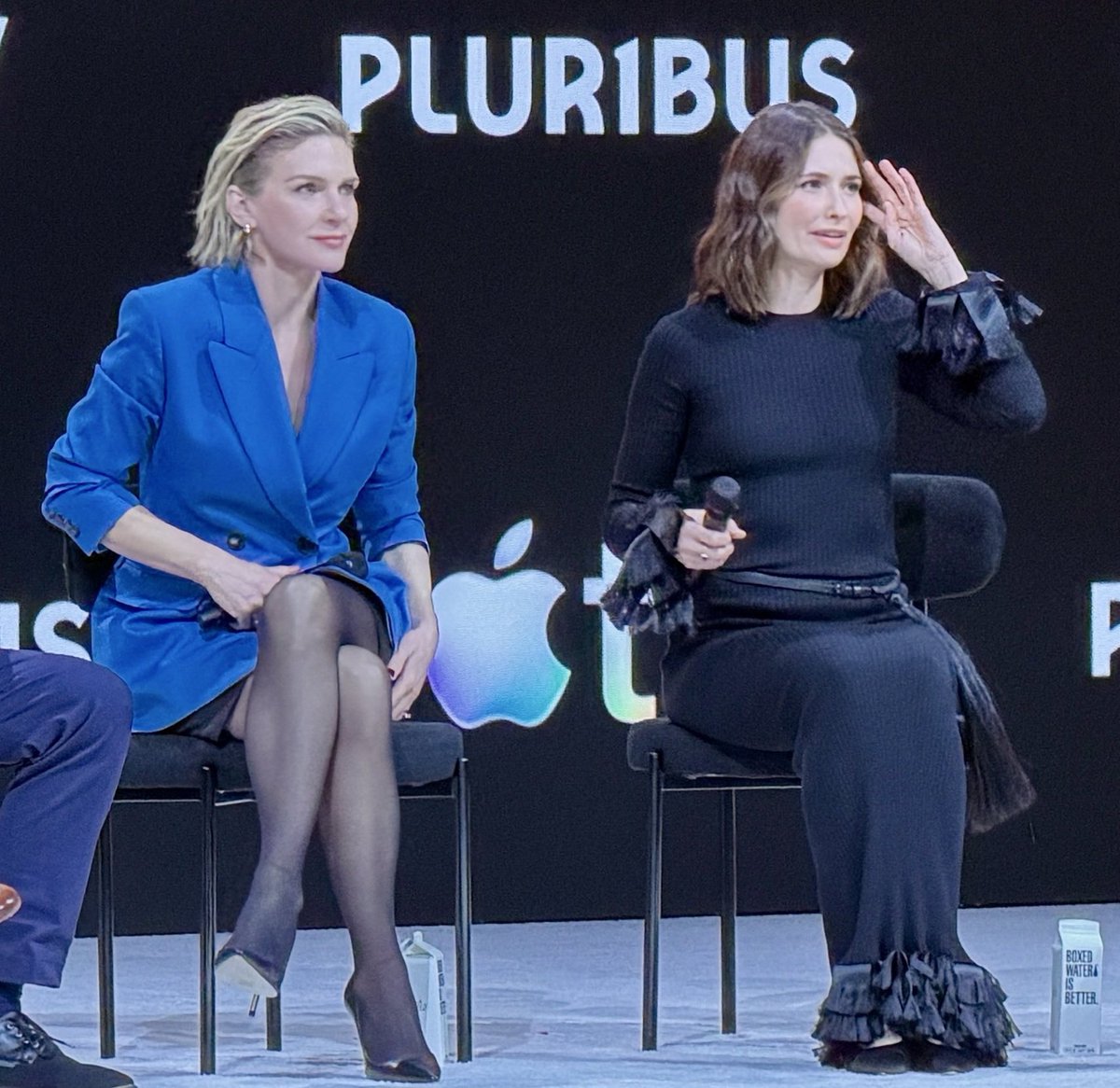 gotheliss's tweet photo. just a reminder that this is apple tv's leading couple <3 https://t.co/XE1cmo2A5M