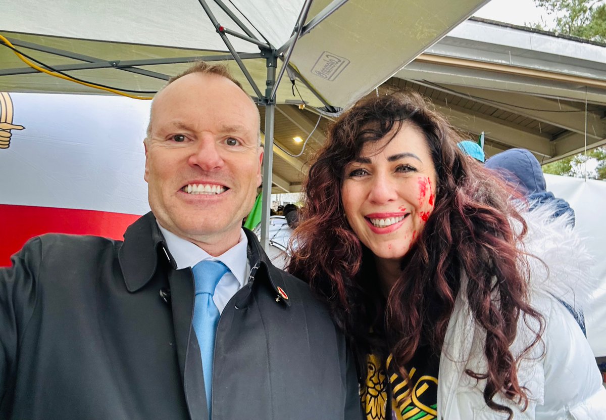 MPTRNC's tweet photo. Another weekend, number 8, standing shoulder to shoulder with the Iranian American community calling for freedom in Iran.

Their dedication is powerful and inspiring. I’ll keep doing my part to amplify their voices and make sure they’re heard across the country!

KEEP IT UP!!! https://t.co/cO5myCB6nP