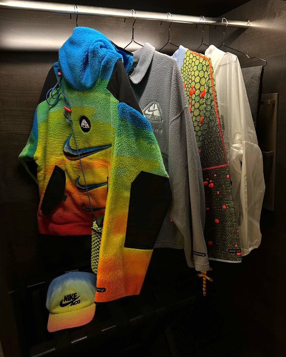 JustFreshKicks tweet media