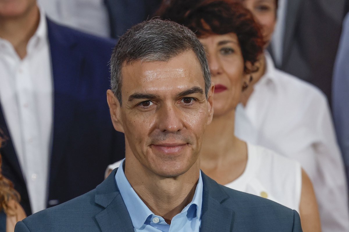 Pedro Sánchez es tratado por una dolencia cardiovascular desde hace meses en el Hospital Ramón y Cajal.

Según desvela Libertad Digital, "la dolencia cardiaca del presidente del Gobierno podría derivar en posibles eventos cardiovasculares como una trombosis o infarto"