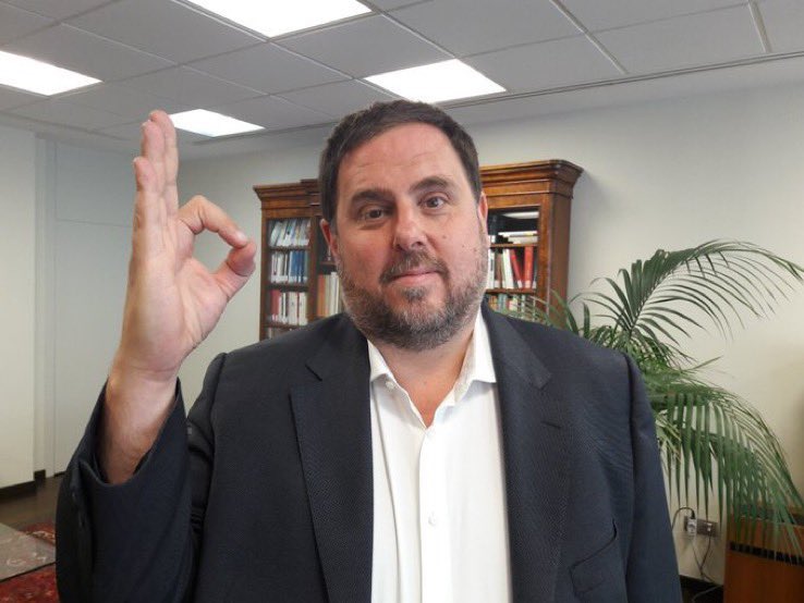 Saps des de quan ERC, dona suport als pressupostos socialistes? 
Des de 2020
Saps quantes vegades ha incomplert amb ERC, el PSC, el pacte per haver acceptat els pressupostos? Cada vegada!
Saps quan comencen els problemes estructurals i irregularitats en la DGAIA? Es comencen a