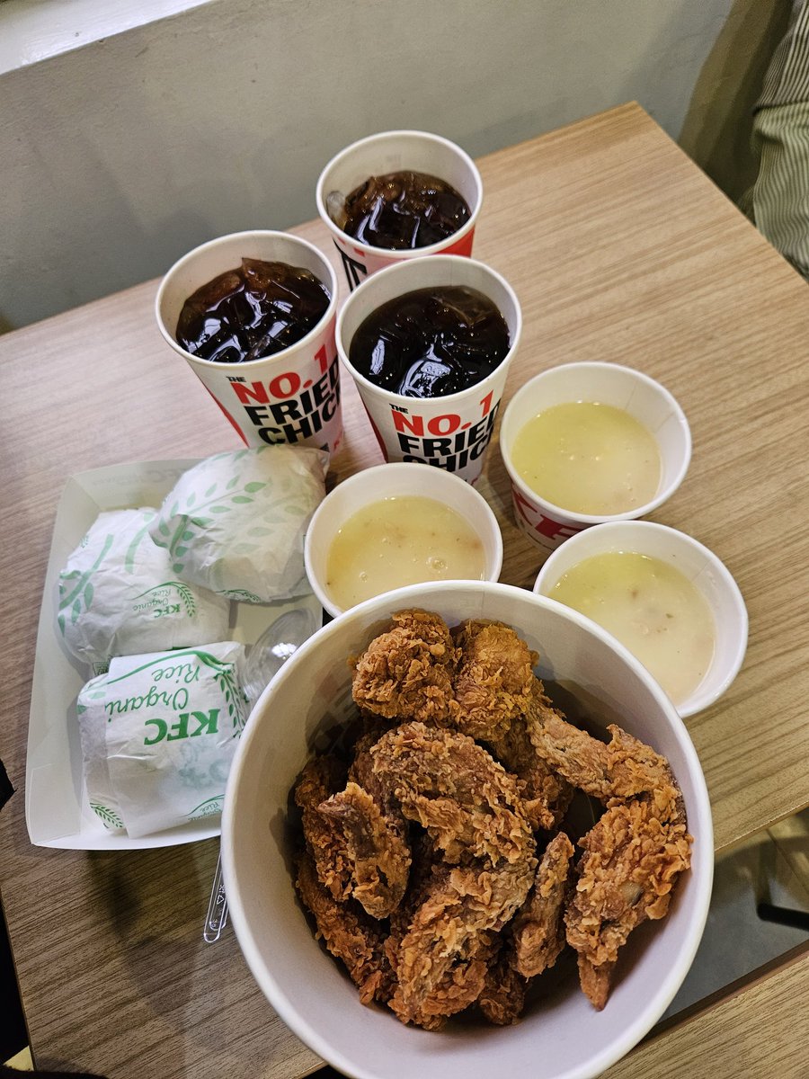 ptr_Jone's tweet photo. https://t.co/mJcwsaFfzQ