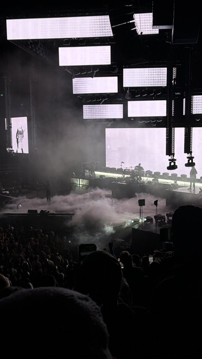 Oh and the visuals were absolutely stunning