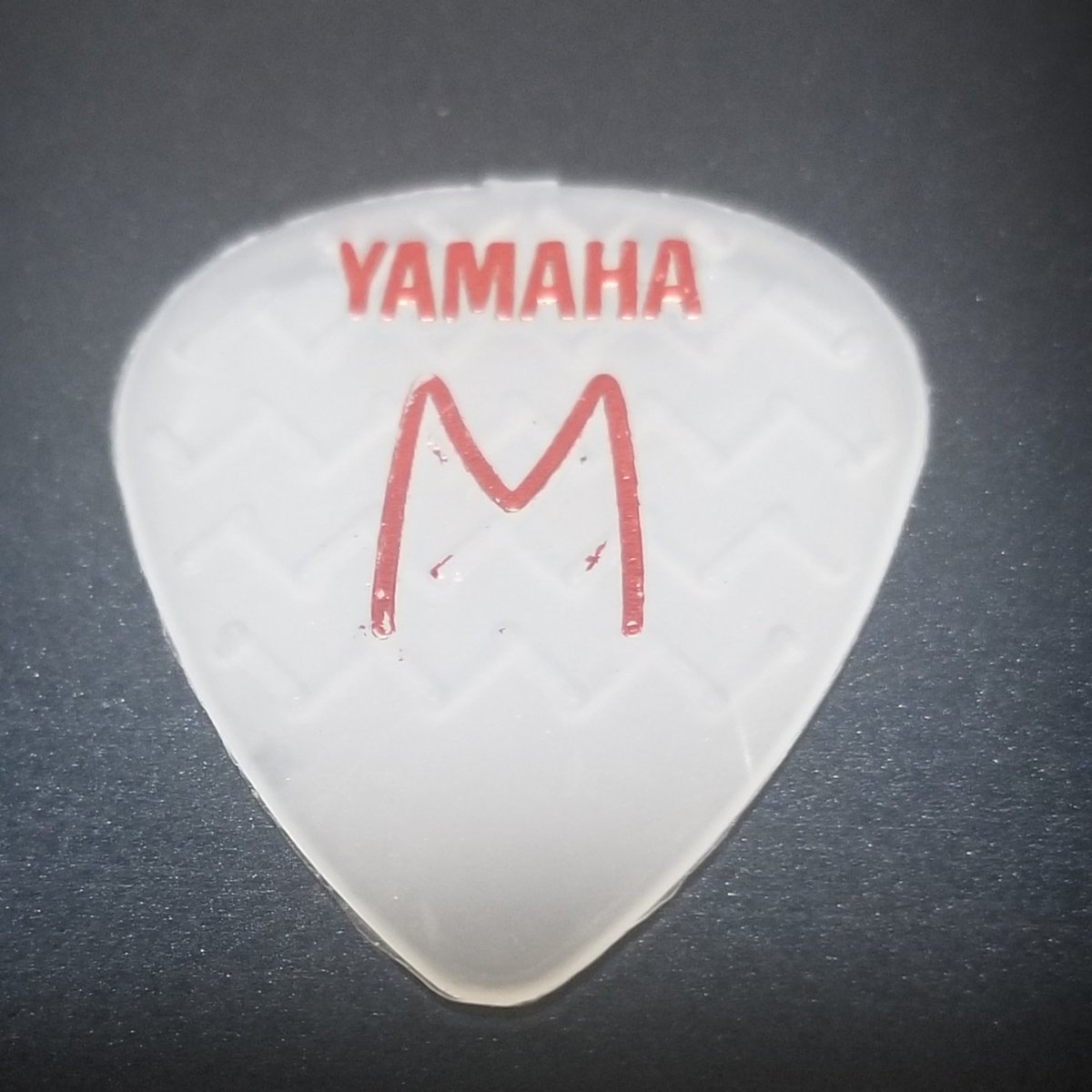 5億年ぶりにピック買った！ 素材が普通のとは違うんだよね～👍