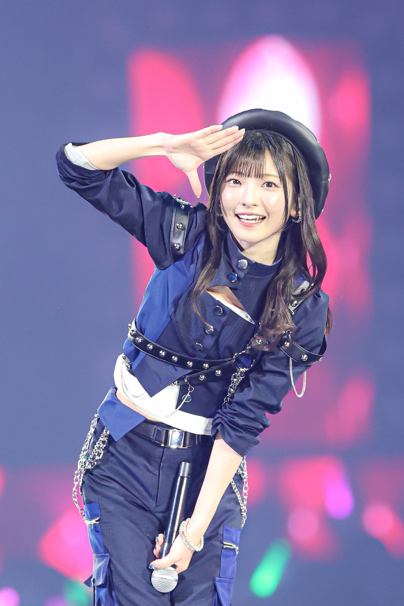 ノイミー #永田詩央里 #しおりおし どんな衣装でも似合っちゃうから素敵。