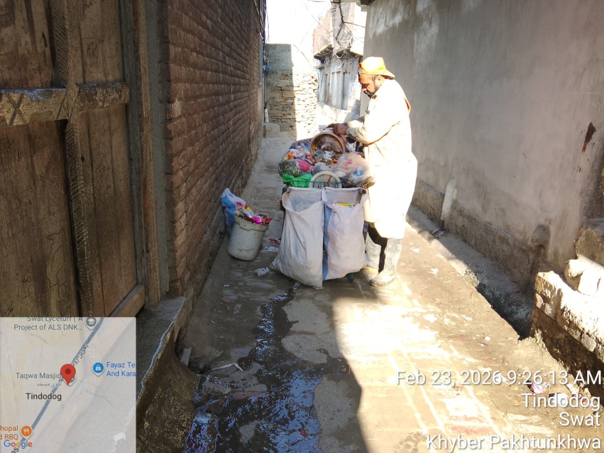 ڈبلیو ایس ایس سی سوات کے صفائی اہلکار تندوڈاگ میں گھر گھر سے سے کچرا اٹھانے کے عمل میں مصروف ہیں۔صفائی اہلکاروں سے تعاون کریں۔کچرا بروقت انکے حوالے کریں۔
<a href="/cm_kpk_ps/">CM KP</a> <a href="/GovernmentKP/">Government of KP</a> <a href="/CSKPOfficial/">Chief Secretary Khyber Pakhtunkhwa</a> <a href="/KPChiefMinister/">Chief Minister KP</a> <a href="/LGKPGovt/">Local Government Department KP</a> <a href="/PMRUKP/">PMRU Khyber Pakhtunkhwa</a> <a href="/KPCMSCU/">KP CM’s Communication Unit</a> <a href="/IKConnect1/">KP Updates</a>