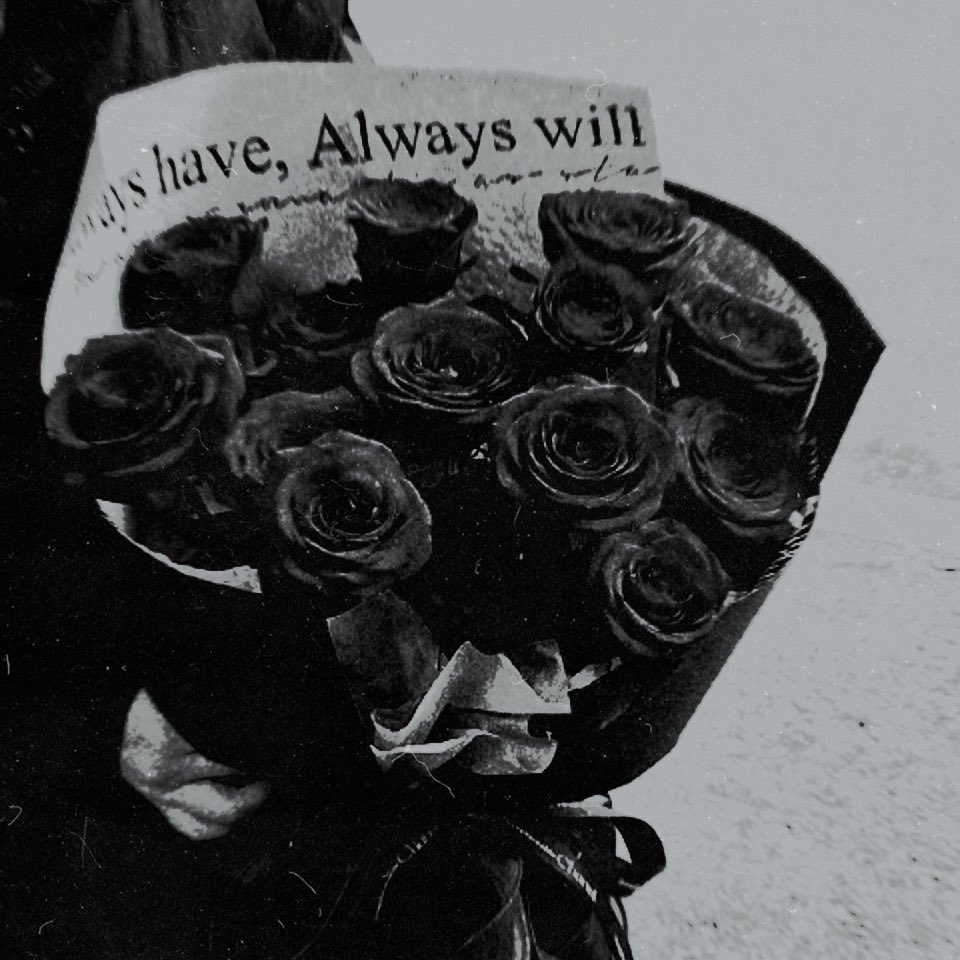 ⁫ ⁫ ⁫ ⁫ ⁫ ‿◞ 𝒐𝒍𝒅 𝓯𝒂͟𝒔͟𝒉͟𝒊͟𝒐͟𝒏͟𝒆𝒅. ֪ 🥃 tweet media