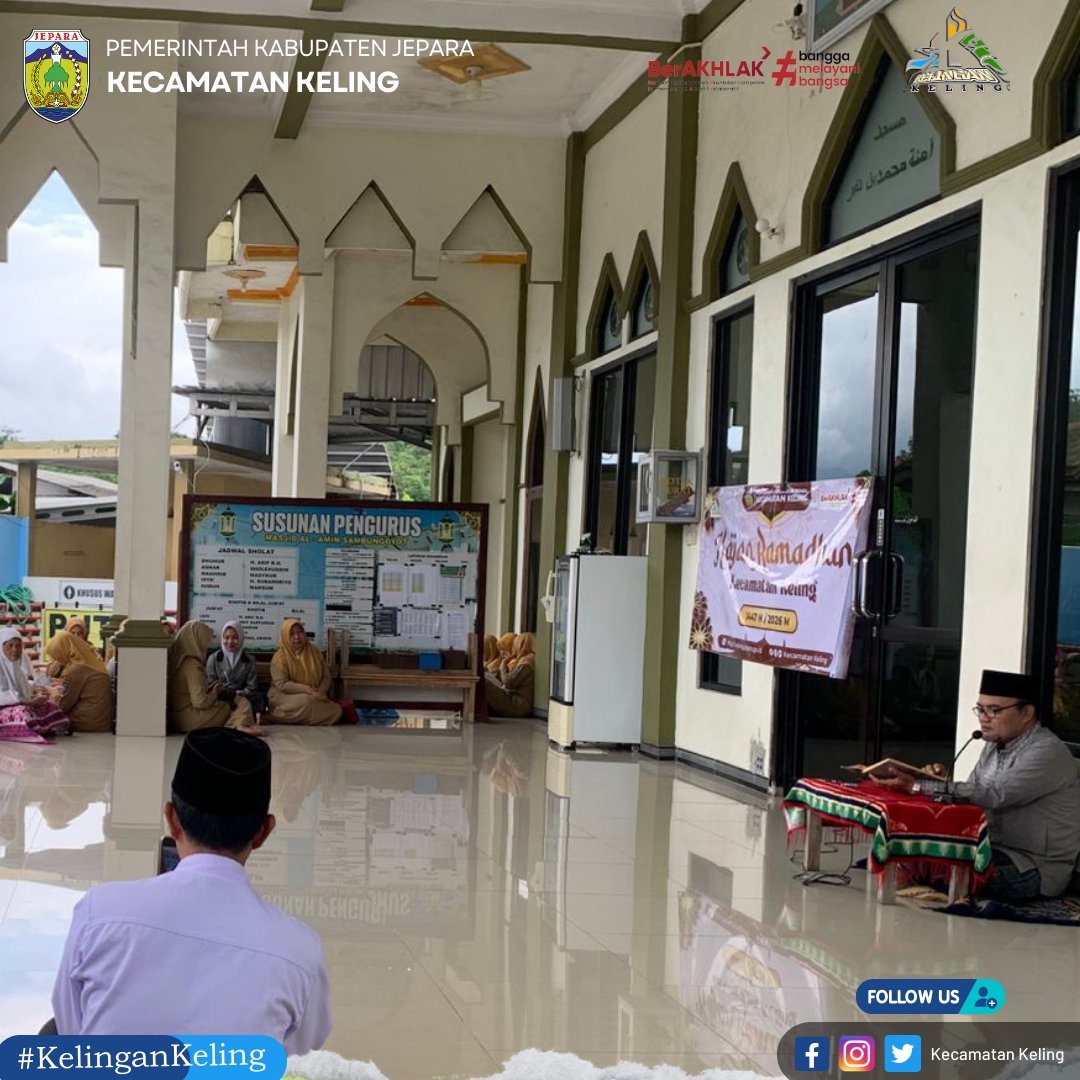 KecamatanKeling's tweet photo. Kajian Ramadhan ini turut dihadiri oleh unsur Forkopimcam Kecamatan Keling serta para Kepala OPD se-Kecamatan Keling, sebagai bentuk sinergi dan kebersamaan antara pemerintah dan masyarakat,dipimpin oleh Ust. KH. Ali Murtadho, S.Pd.I, yang menyampaikan tausiyah penuh makna. https://t.co/jSVLDTnJ34