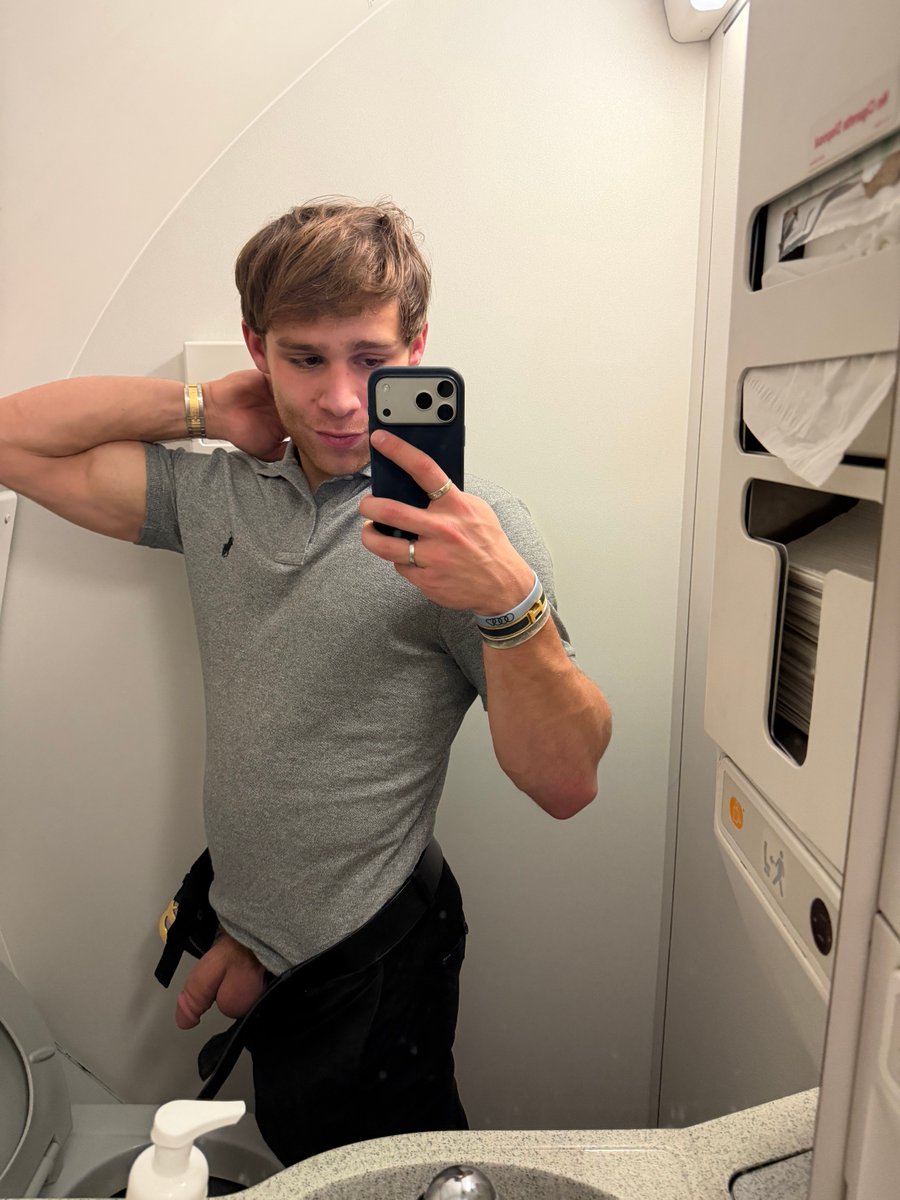 Daniel Rivers🥵 tweet media