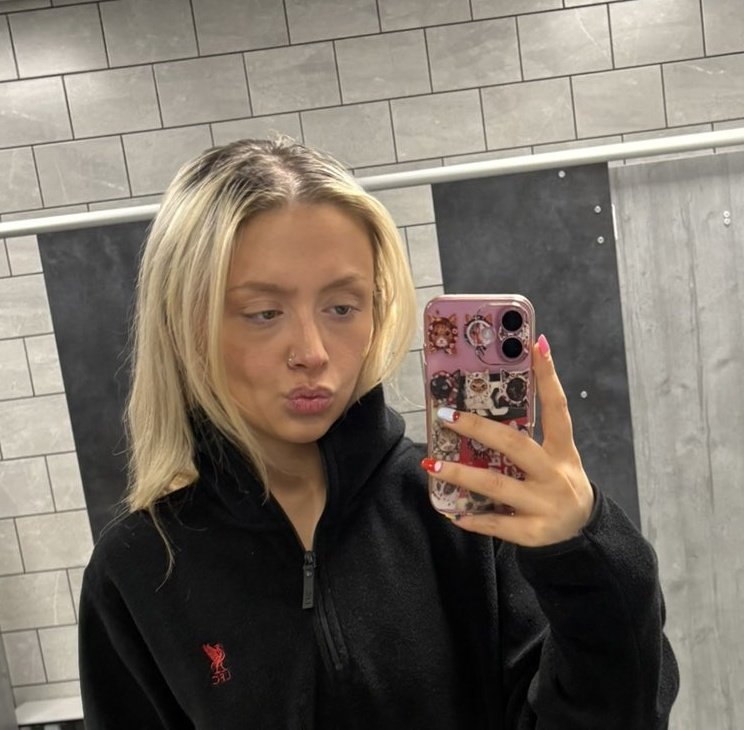 Hello <a href="/marksandspencer/">M&S</a> can you assure your customers that Alice will be banned from your UK stores? Here is her pic. I don't want to find that she has put her unclean fingers in avocados purchased in your stores.