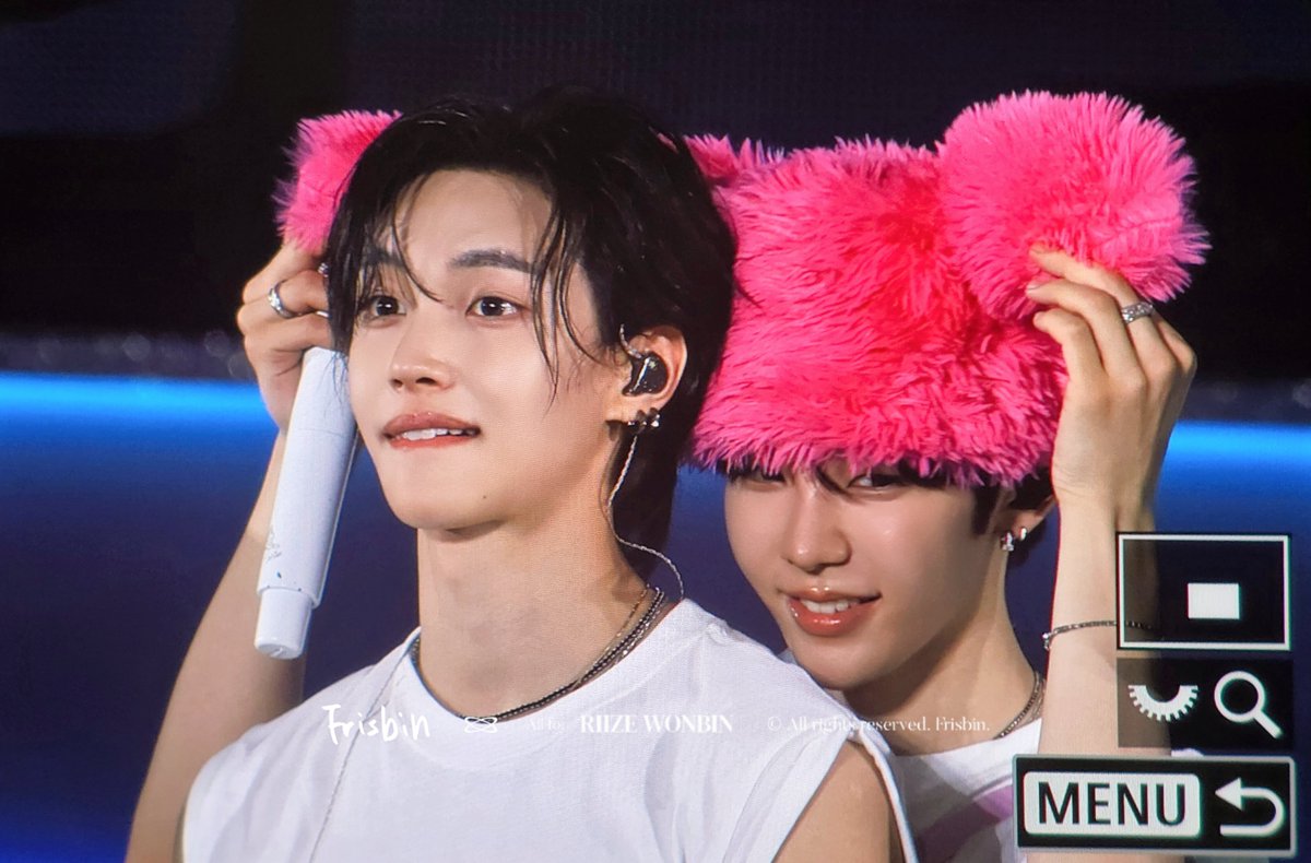 Frisbin. tweet media