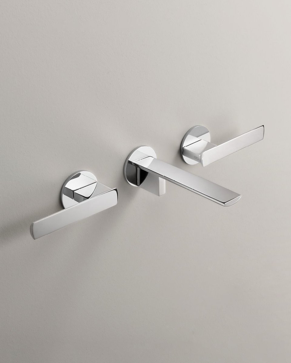 Archello's tweet photo. AYLA is a stainless steel taps and accessories collection designed by Yabu Pushelberg for the Italian tapware company @ceadesign.
https://t.co/RH6yGHanBD
#CEA #CEADESIGN #yabupushelberg #stainlesssteel #madeinitaly #taps #bathroomdesign https://t.co/dTY6lQUyoX