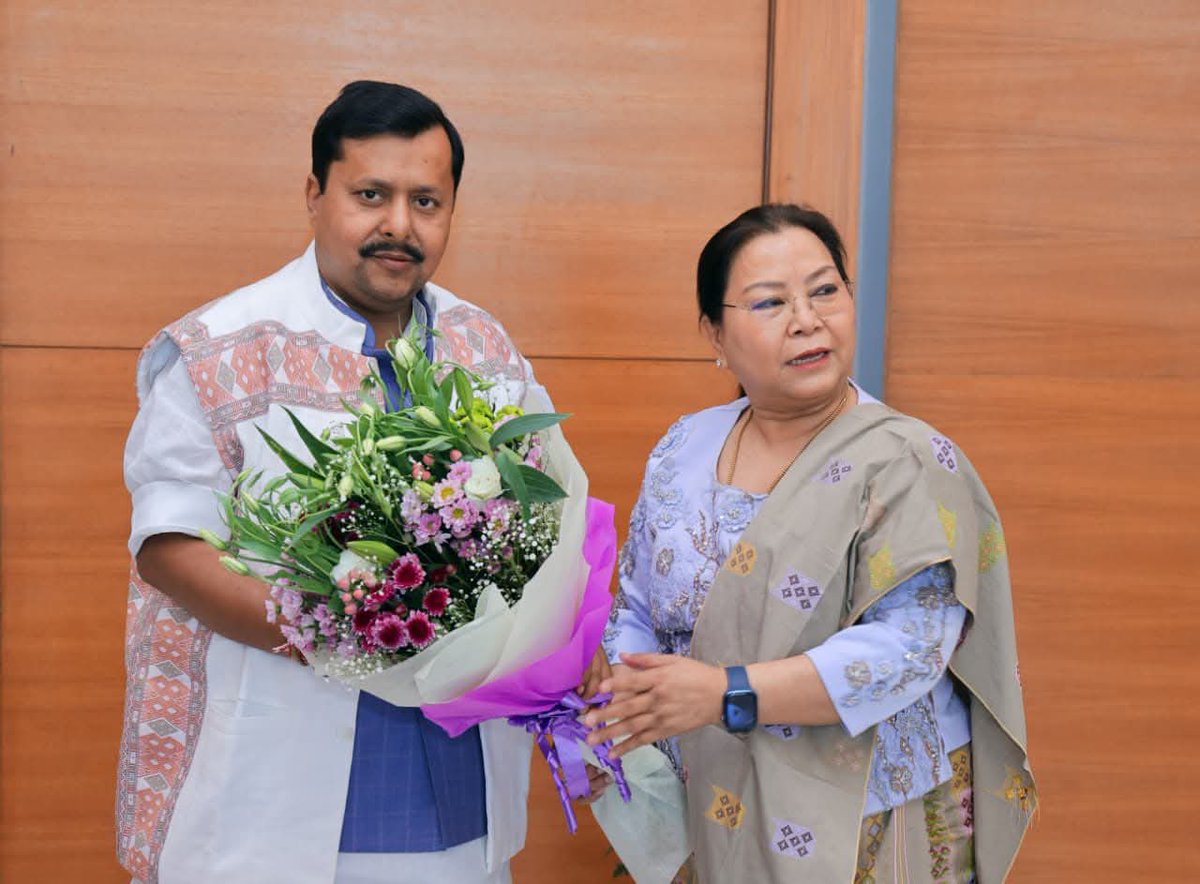 YKhemchandSingh's tweet photo. Privileged to call on Hon’ble @BJP4India  Shri @NitinNabin  Ji, today at the National Office, accompanied by Hon’ble Deputy Chief Ministers Smt. @KipgenNemcha and Shri L. Dikho 

We held constructive deliberations on the prevailing law and order situation in Manipur and discussed the urgent and coordinated measures required to restore lasting peace, stability, and public confidence. We also exchanged views on further strengthening the organisational structure of the Party in the State to effectively serve the aspirations of our people.

The meeting marked a significant step forward in our collective resolve to ensure good governance, unity, and sustained development in Manipur.
@narendramodi @AmitShah