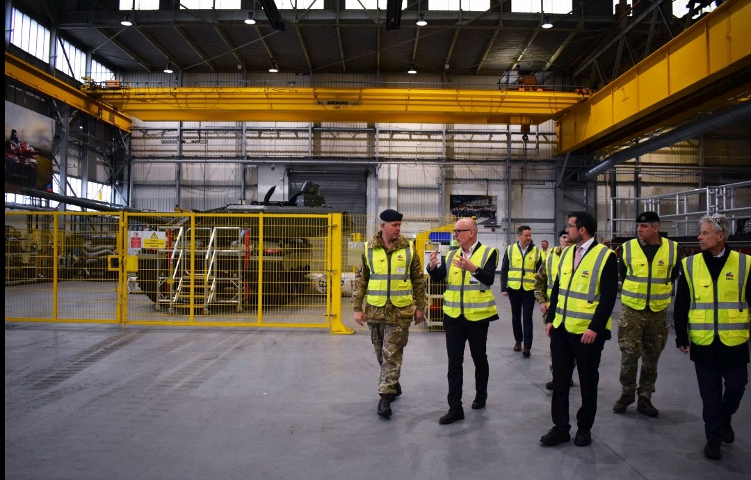 RH_BAES_Land's tweet photo. Last week, we welcomed Maj Gen Owen Bunkle, Director Support, to #RBSL’s #Telford facility. We showcased our wider @RheinmetallAG UK people, #skills and capabilities alongside plans for future investment and growth. https://t.co/8jdMKbPVIK