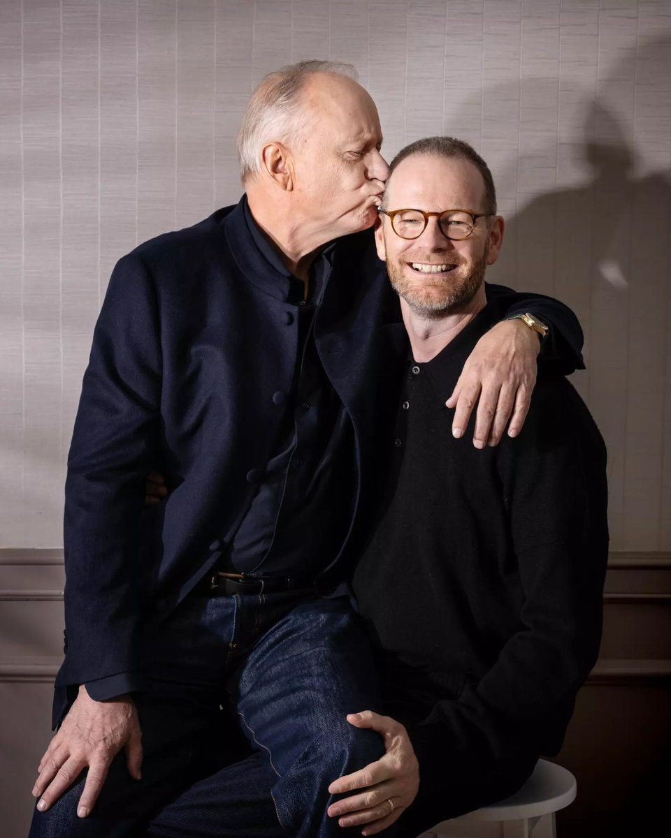 Stellan Skarsgård i Joachim Trier zapraszają do kin na "Wartość sentymentalna" 😘