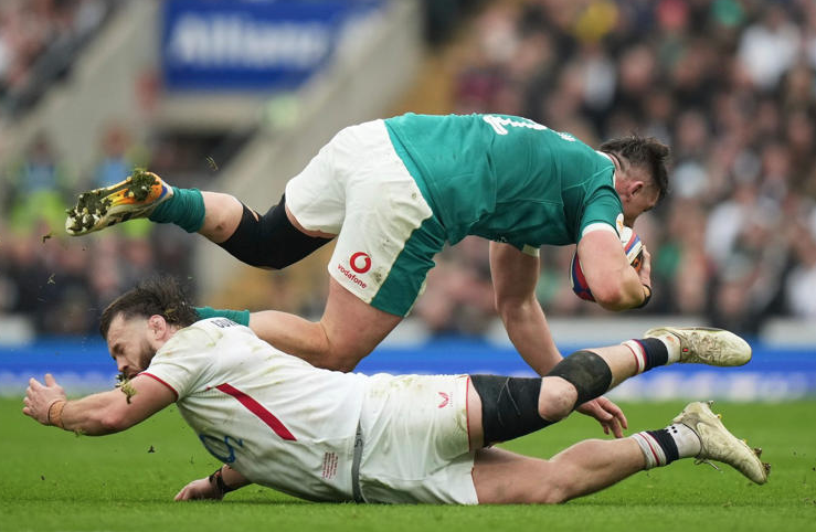 betmaster_ie's tweet photo. Gettin' out of bed Monday morin like  😉  🛌  🏉

#engire #SixNationsRugby #Betmaster https://t.co/LaNHDrmcyh