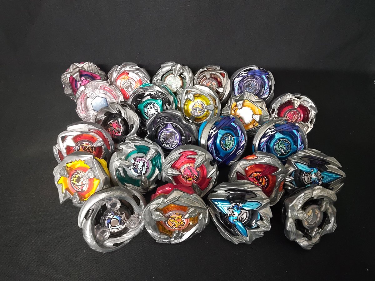 ベイブレードX #入荷情報 箱なしベイブレードXを多数お売りいただき