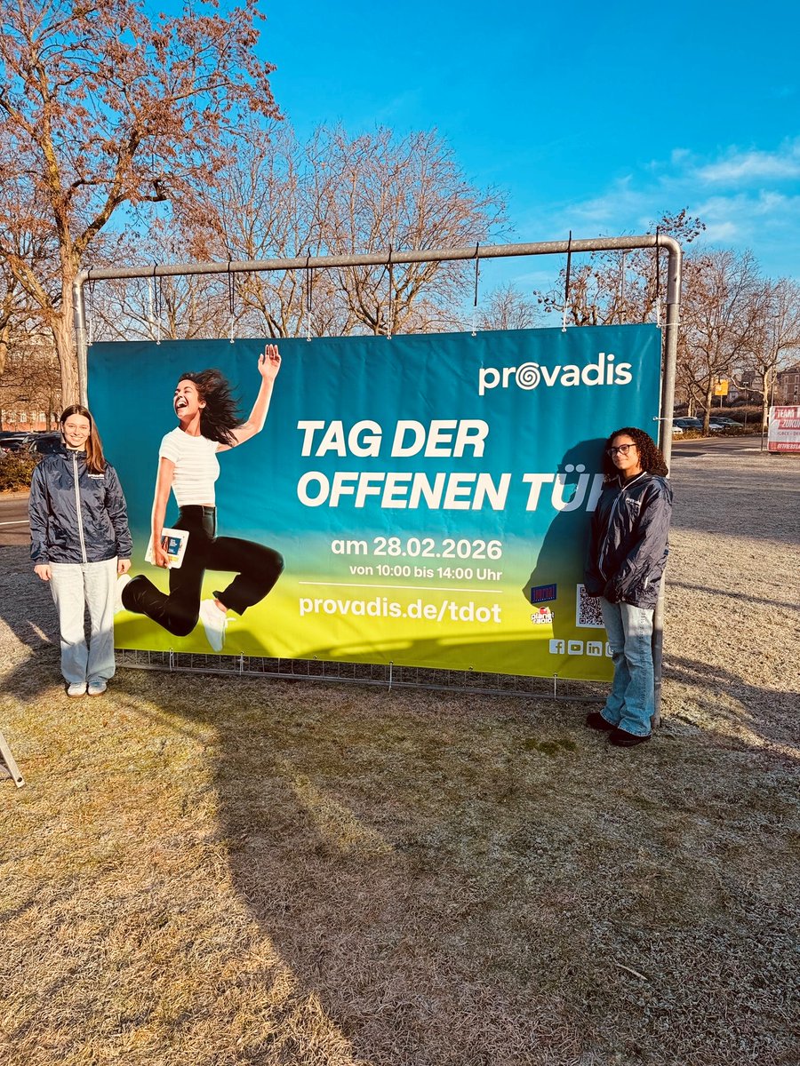 MarkoLitzinger's tweet photo. Feinschliff-Level bei Corporate Events der @Provadis  Gruppe: 100 %. 💪

Letzte Handgriffe für unseren Tag der offenen Tür (28.02.) – mit Teamgeist &amp; Perfektionismus.

Kommt vorbei:
 https://t.co/1kkB3u5nZN
#Provadis #TdoT https://t.co/us8E7Gg2Wo