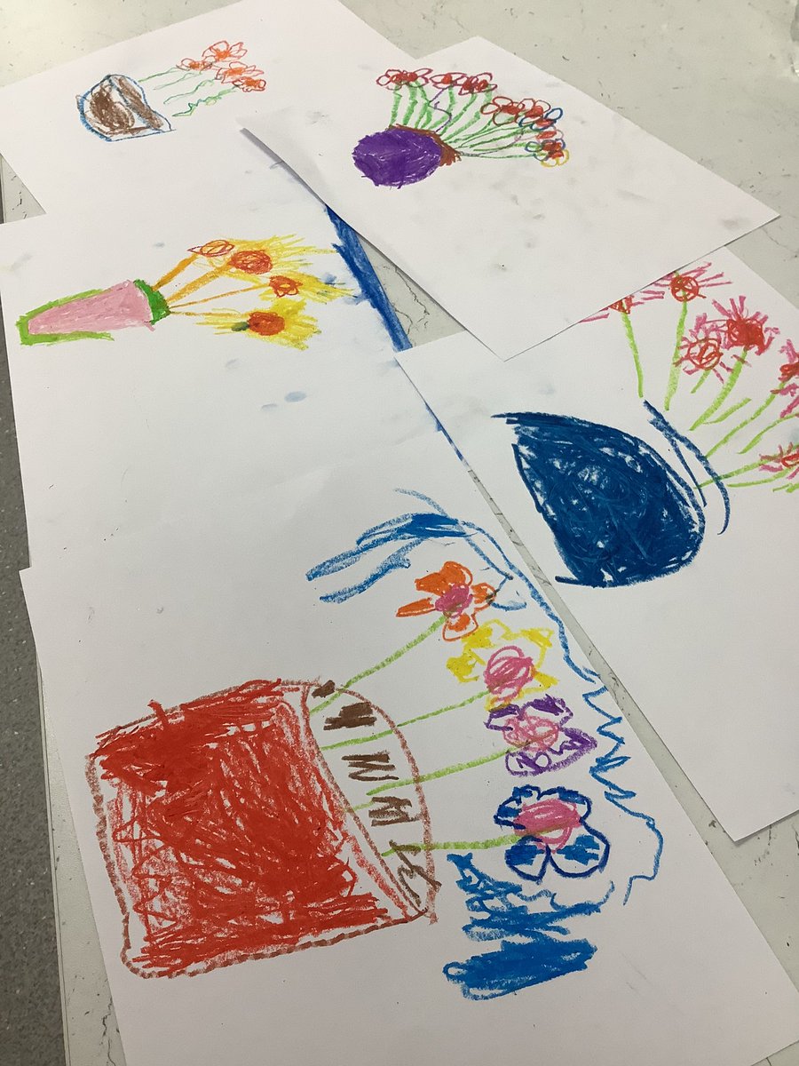 Reception have been creating artwork inspired by #Monet and #vangogh 💐 

#EAD #EYFS