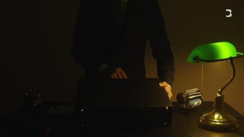 Donald Trump’s threat to annex Greenland has intensified doubts about the integrity of NATO. Bloomberg takes a closer look at the president’s public justifications for the proposed US land grab. tinybfs.com/t/XX1HUj