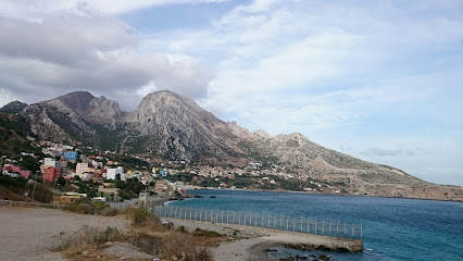 Maldo_Warhammer's tweet photo. Correos café para tapas, es la plaza justo en frente del hotel Ulises, fin

Benzú, es la zona que está más lejos, es un pueblecito chico, pero te tomas un té moruno ahí con vistas al mar de coral (si, hay un pequeño arrecife) y a la mujer muerta y no querrás otro té en tu vida 👇 https://t.co/PNAze4iLxj