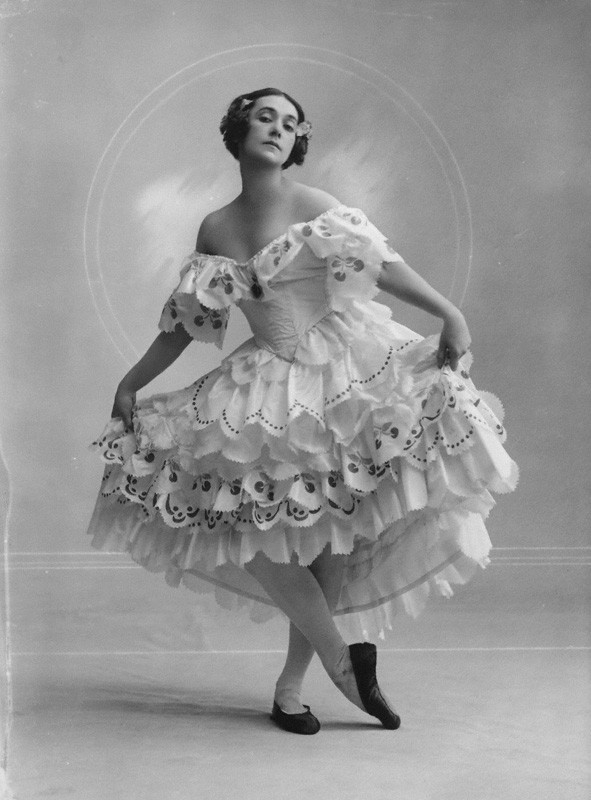 WikiVictorian tweet media