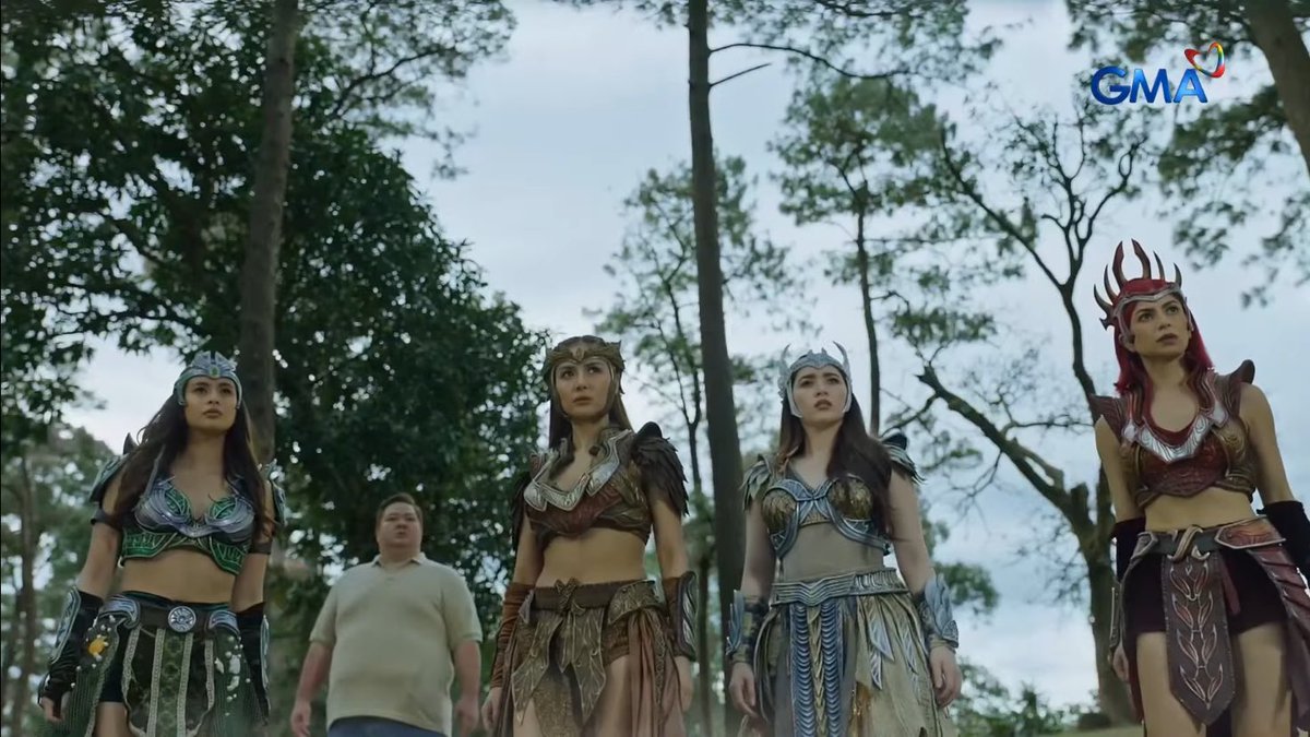 LukeAnthony_14's tweet photo. Ang limang orihinal na tagapangalaga ng mga brilyante in one frame.

 #SanggreDesisyonNiDeia https://t.co/AkGrf29mmw