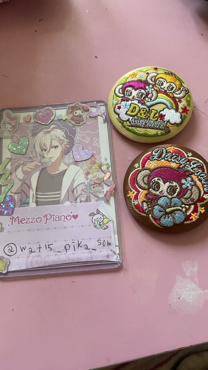 ナルミヤキャラクターズ　刺繍缶バッジ　交換
譲→デイジーラヴァーズ　ミンキー
求→ミントちゃん　クーちゃん

郵送でのお取引き希望です。
よろしくお願いいたします。