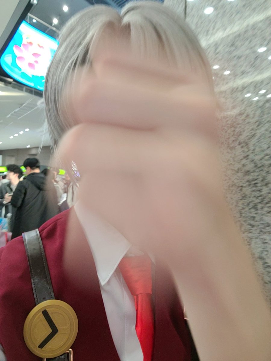 イシャ tweet media