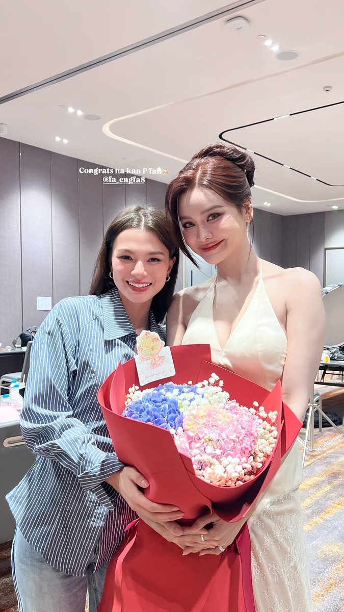 becbec and engfa 🫶🏻🫶🏻

SAROCHA X THE STAIN GALA
#ราคีGALA #beckysangels
#EngfaWarahа