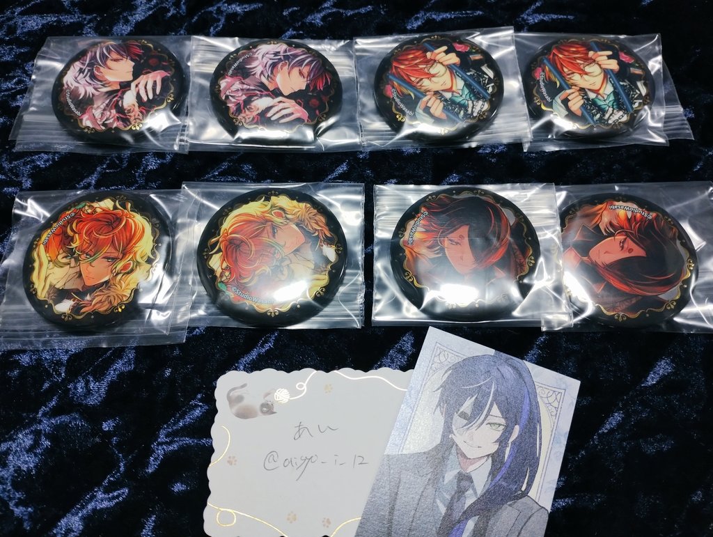 1 【悪魔執事と黒い猫 あくねこ 交換】 4周年 缶バ 箔押しキャラバッジ