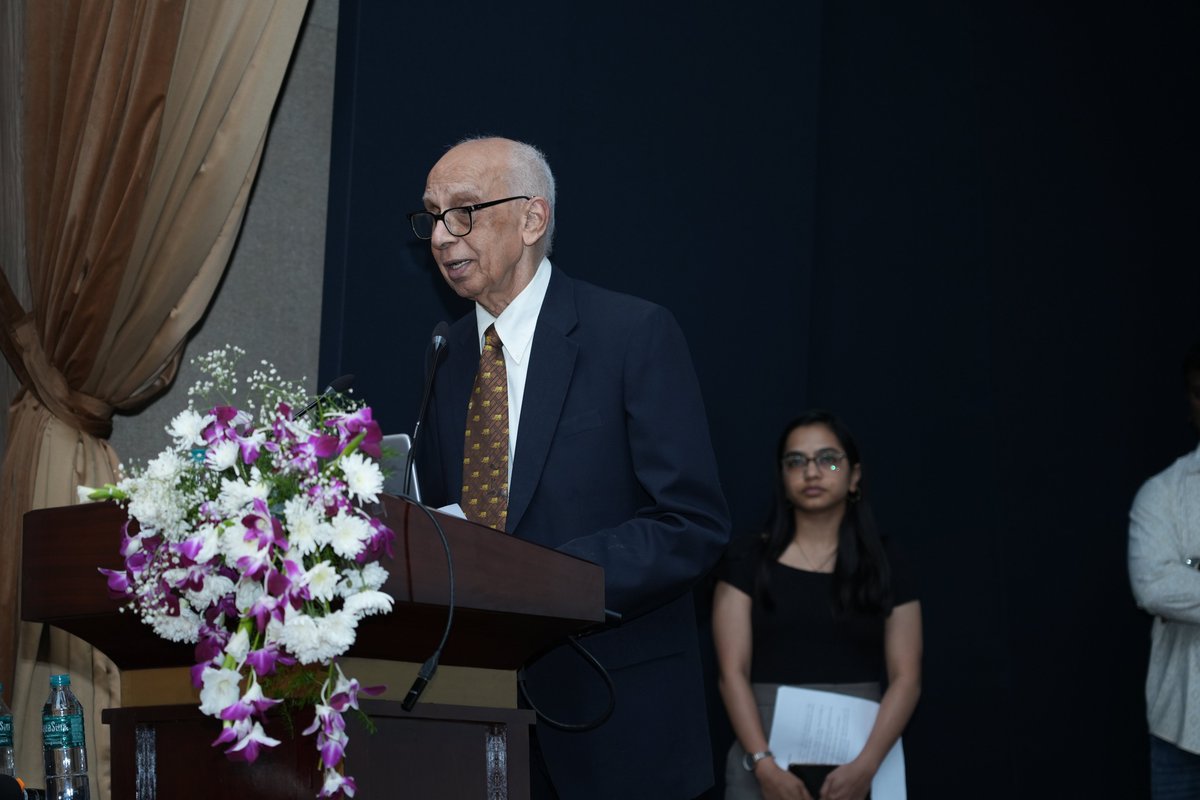 ccmb_csir's tweet photo. The Founder's Day celebrations have been a blast. The alumni felicitated Prof D Balasubramanian &amp; we went back three decades with them. Our students spoke on their new ideas. @bertyashley's quiz made science fun for us. And a fete that reminds us we are more than our lab skills. https://t.co/UjzW6ra9kB