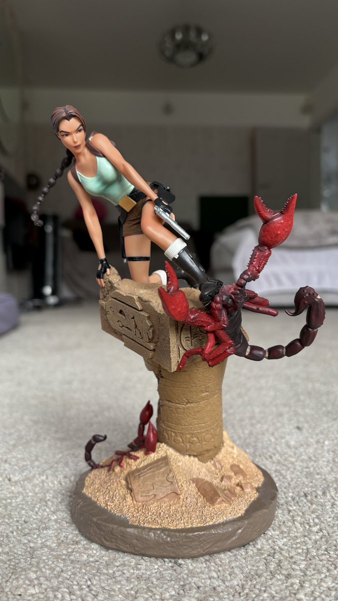 Emy Dawn tweet media