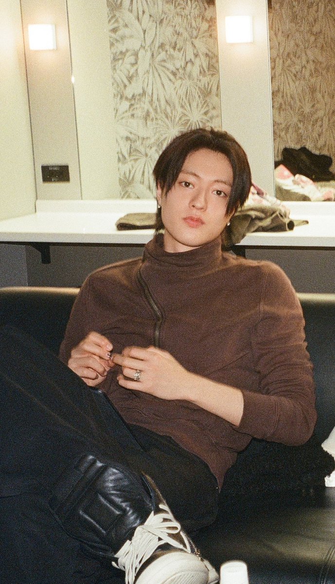 ล้มทุกตำรา Personal colour เพราะสีน้ำตาลคือสีของรุโตะ