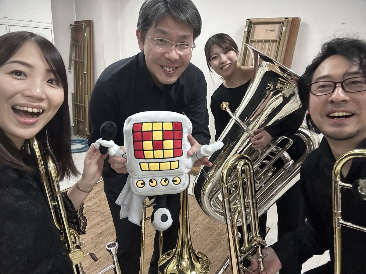 今日はメタトンと頑張りました！ブルブルチューンブルブルした〜
 #UNDERTALE10周年コンサート