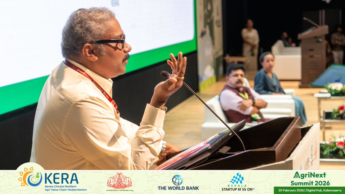 keraprojet's tweet image. The #KERA AgriNext Summit 2026 was a massive success! 🌾

📍 Digital Hub, Kalamassery
👥 1,000+ Participants
🤝 50 MoUs signed between farmers &amp;amp; startups
🤖 70+ Agri-tech stalls (AI, IoT, Robotics)

#AgriTech #KERAProject #WorldBank #AgriNextSummit #Startups #KeralaStartupMission